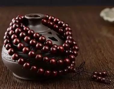 沉香手串怎么保养,核雕手串怎么保养