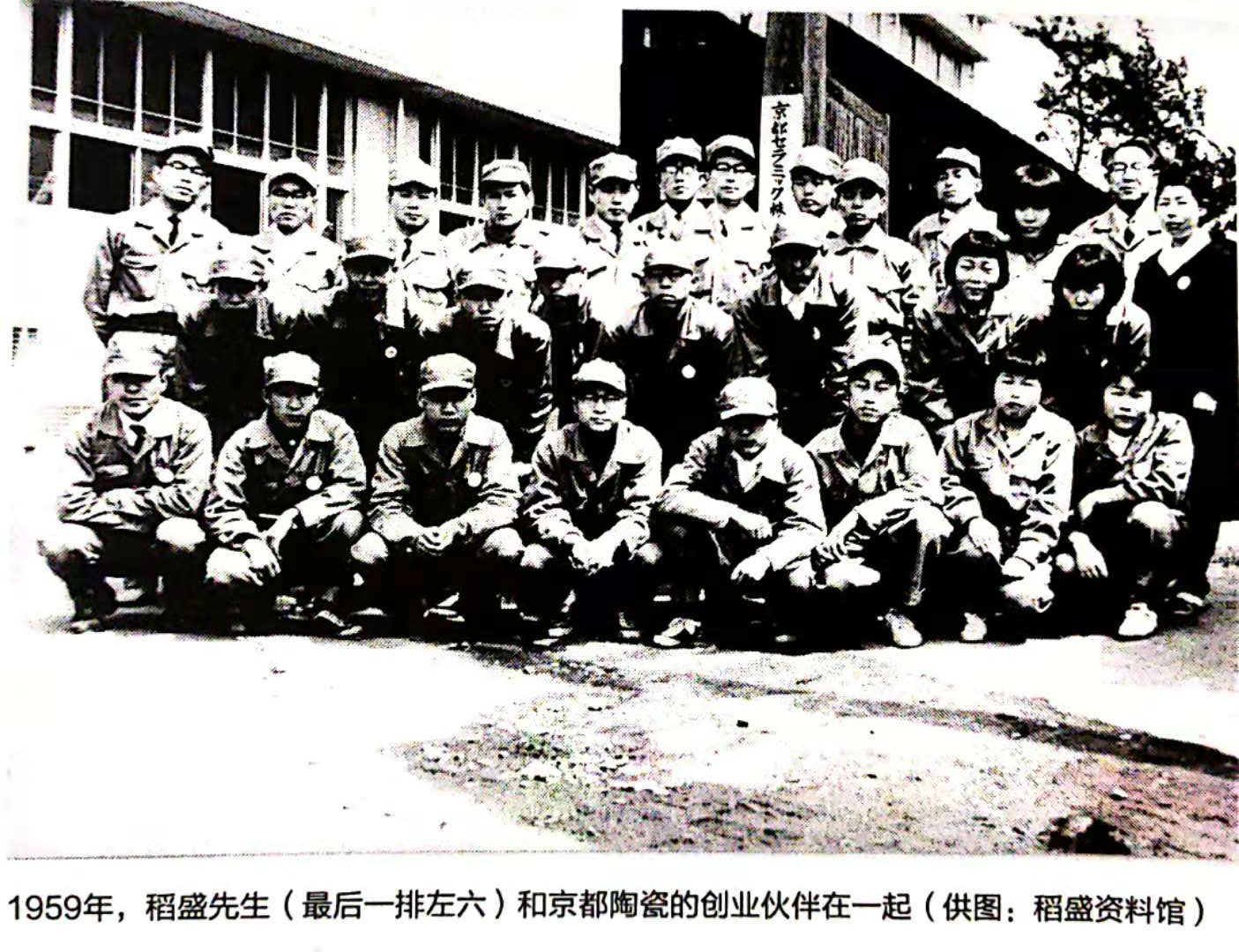 当你贫穷时候亲人都瞧不起你,当你穷困潦倒父母嫌弃你