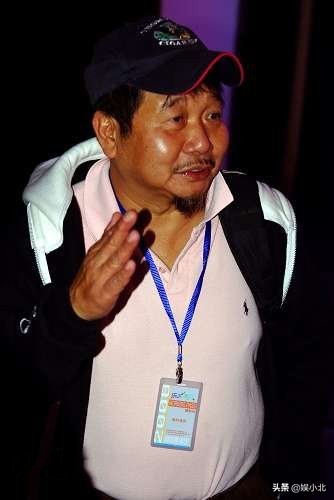 演技太差被开除,拒交稿件遭软禁,地下室内吃馊饭,于正的赤子心