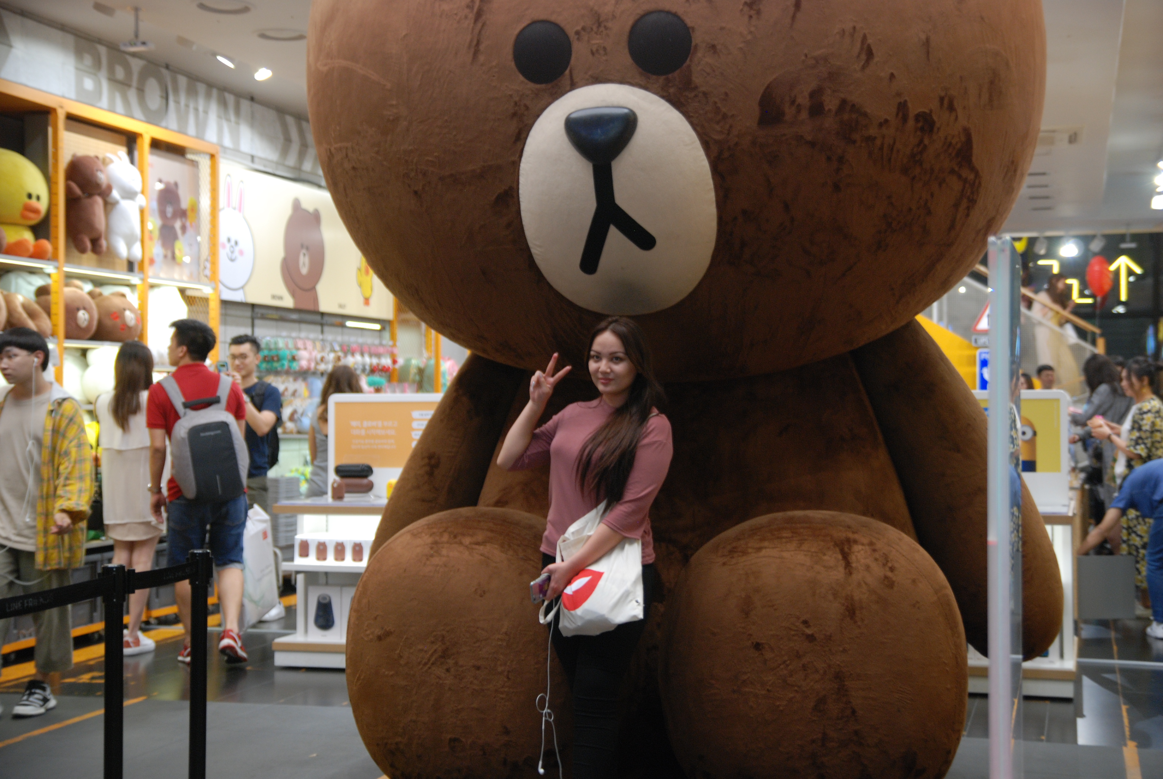 韩国紫菜包饭年糕,韩国美食一条街紫菜饭