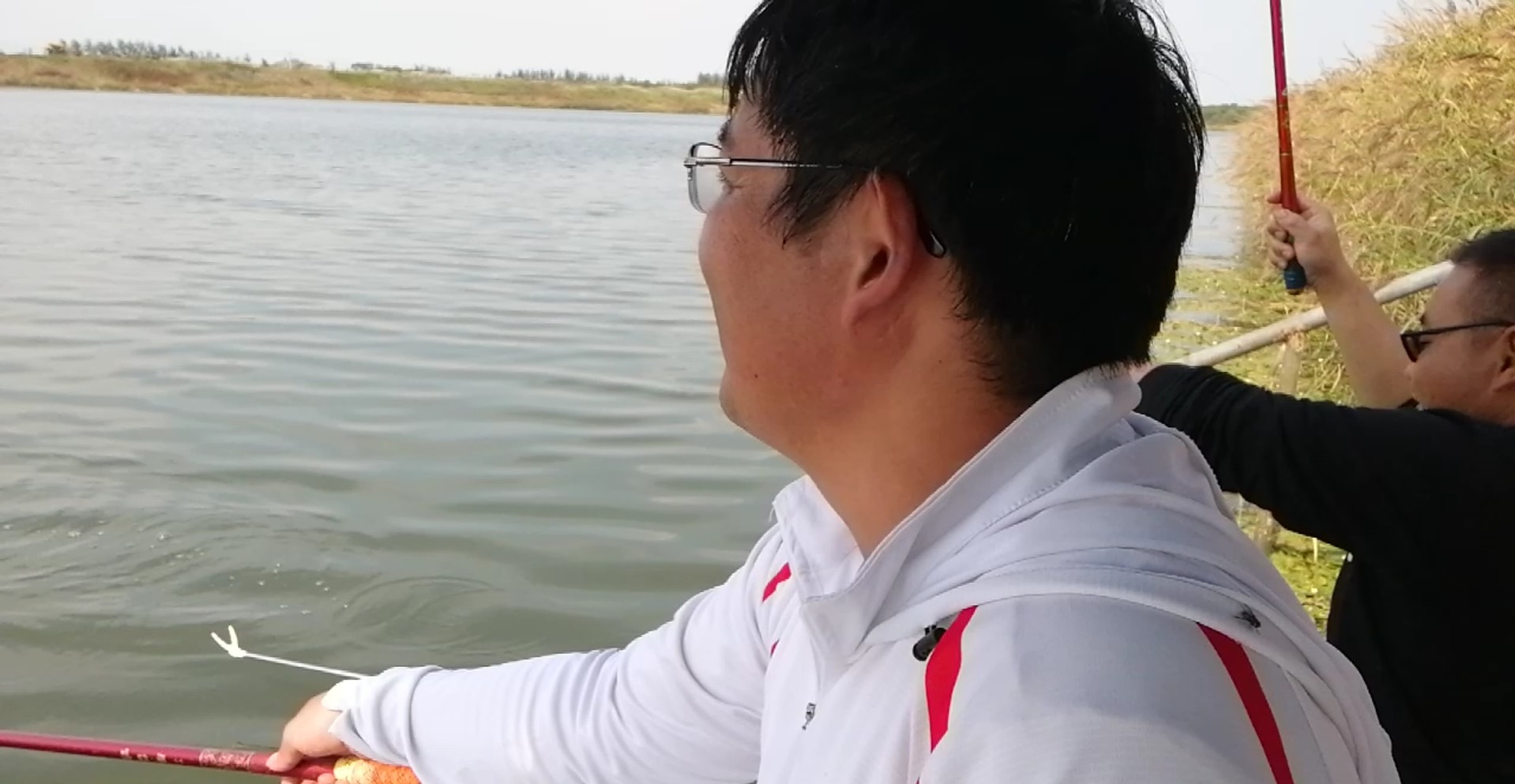 手竿钓鲢鳙钓浮怎么调漂详细过程,鲫鱼钓底还是钓浮怎么调漂