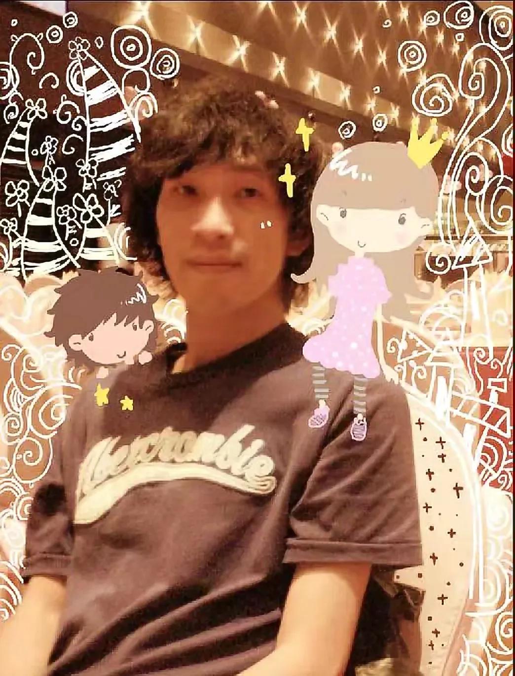 那个创造了“糖果屋”文具的人,回来了