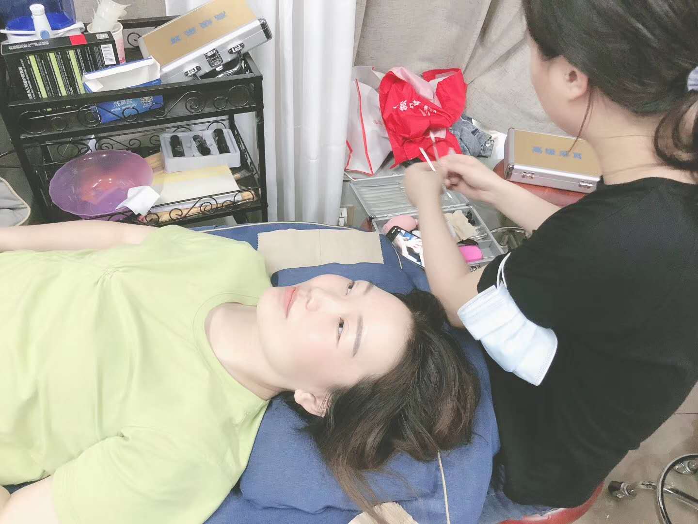 耳朵需要很往里掏耳屎吗,掏耳朵看到耳洞里面的耳屎