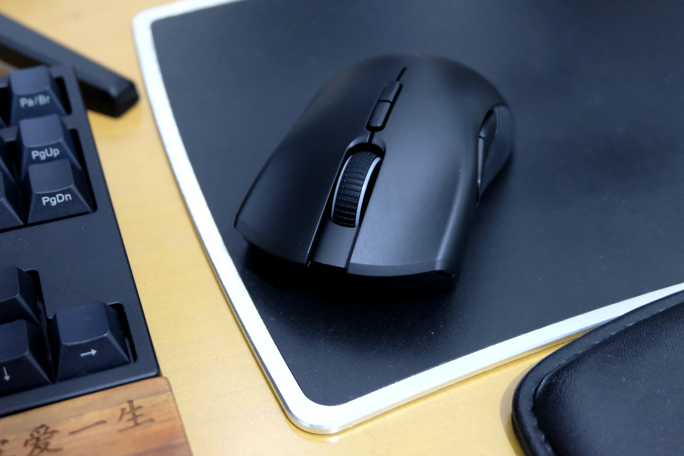 雷蛇曼巴眼镜蛇5g双模版评测,雷蛇曼巴眼镜蛇无限版