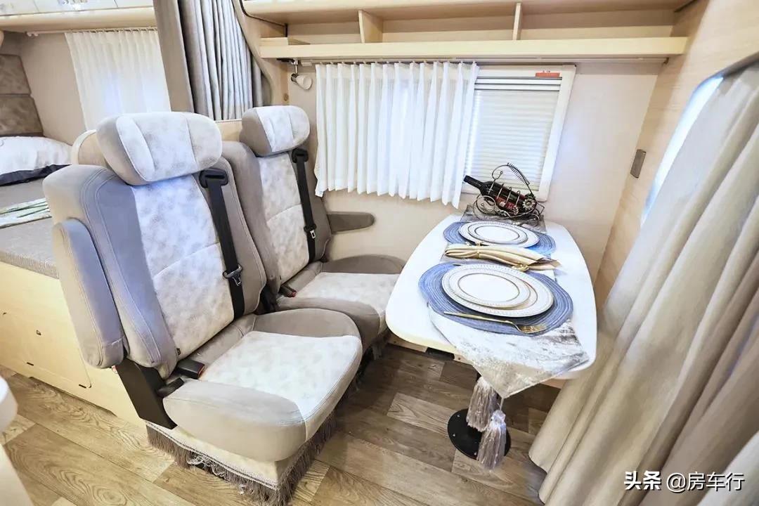 鍗撹秺x3鎴胯溅,鍗撶編浜氬崜瓒妜3鎴胯溅