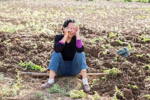 土地卖了能要回来吗,土地卖了要交税吗