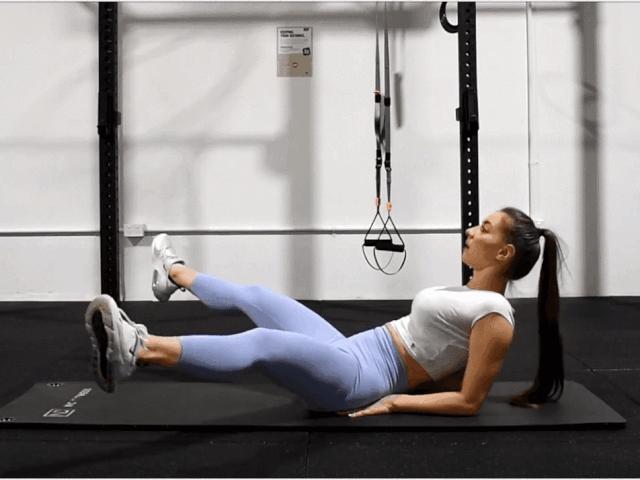 臀部扁平不美观？坚持这组动作，塑造出饱满紧致的臀部