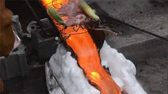 怎样做烧烤生意才能赚钱,烧烤和火锅哪个生意赚钱