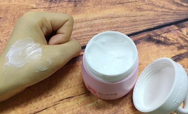 宝宝面霜弱酸性润肤乳评测,贝亲凡士林和松达面霜哪个好