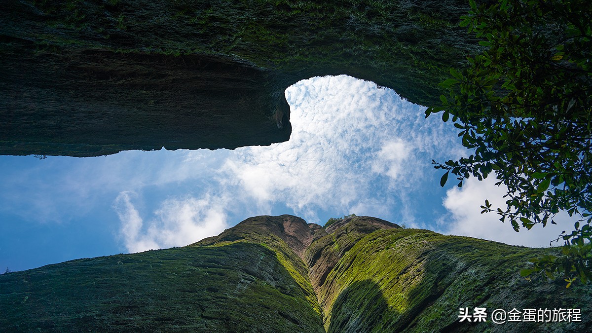 江浙地区唯一的一处世界自然遗产名录的神奇景观,丹霞地貌江郎山