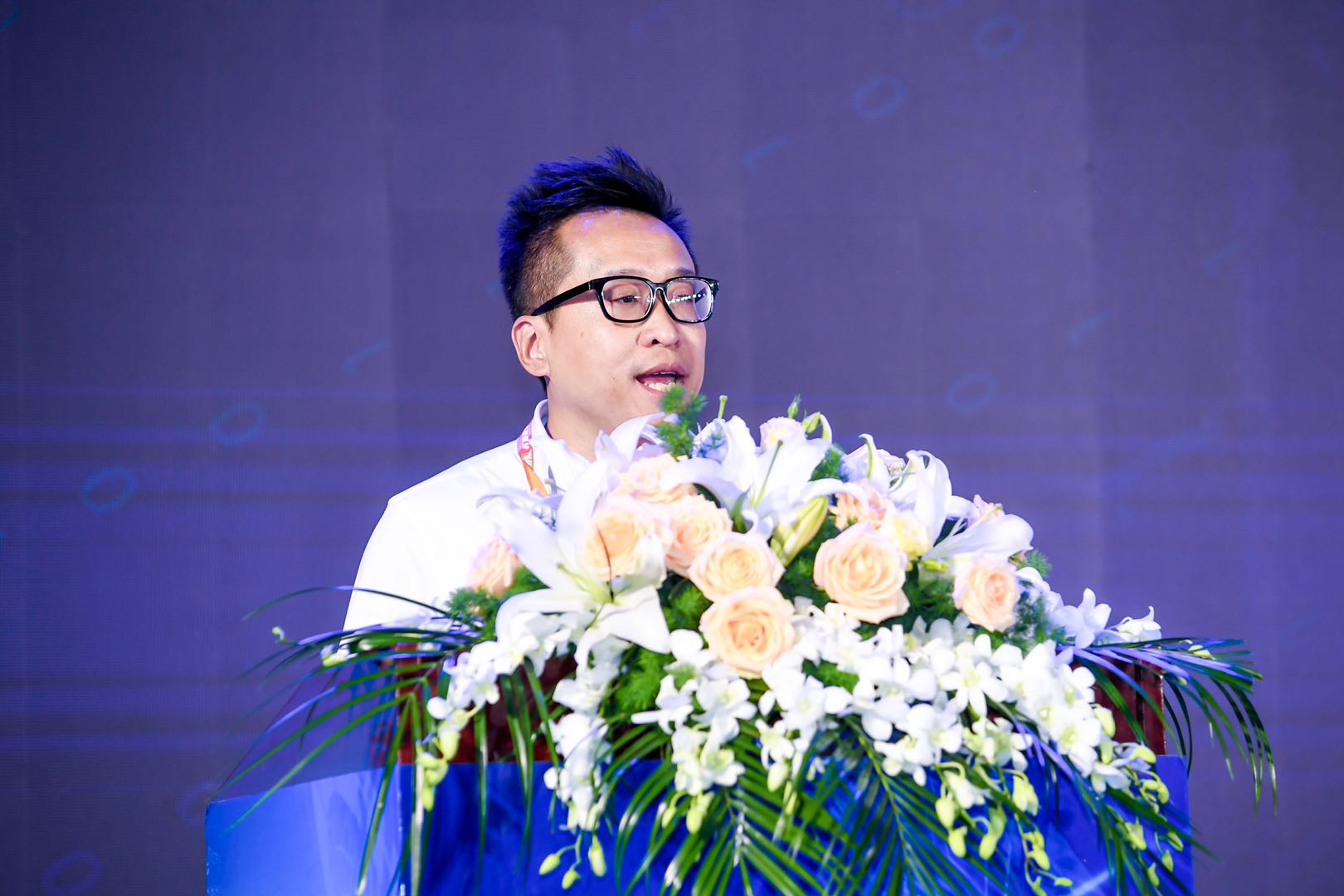 “筑梦前行，智变发展”苏通快运上市暨第12届全国网络大会召开