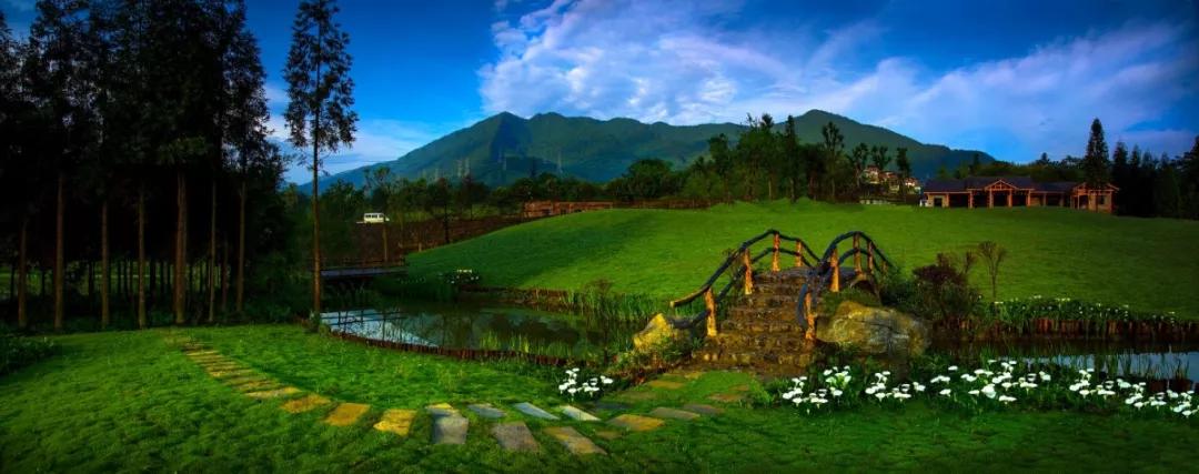 李子柒令人向往的世外桃源生活,李子柒记录的简单淳朴的田园生活