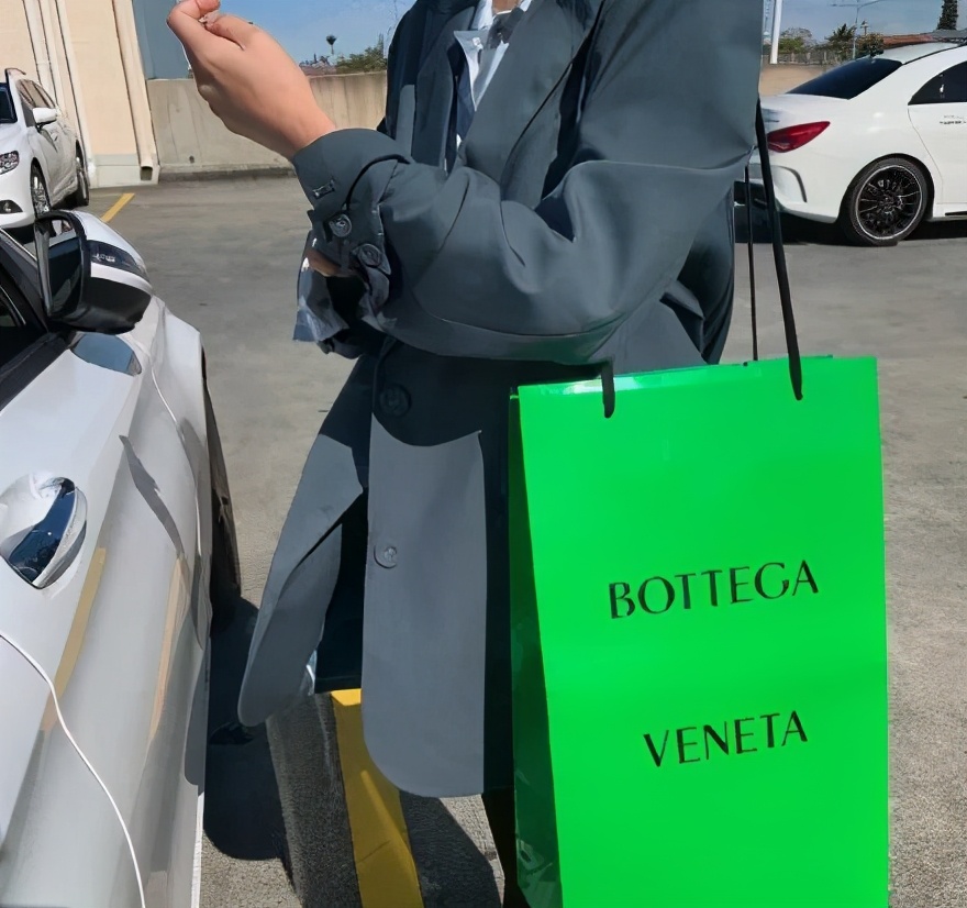 闲鱼上25块钱的东西,闲鱼50元买二手手机