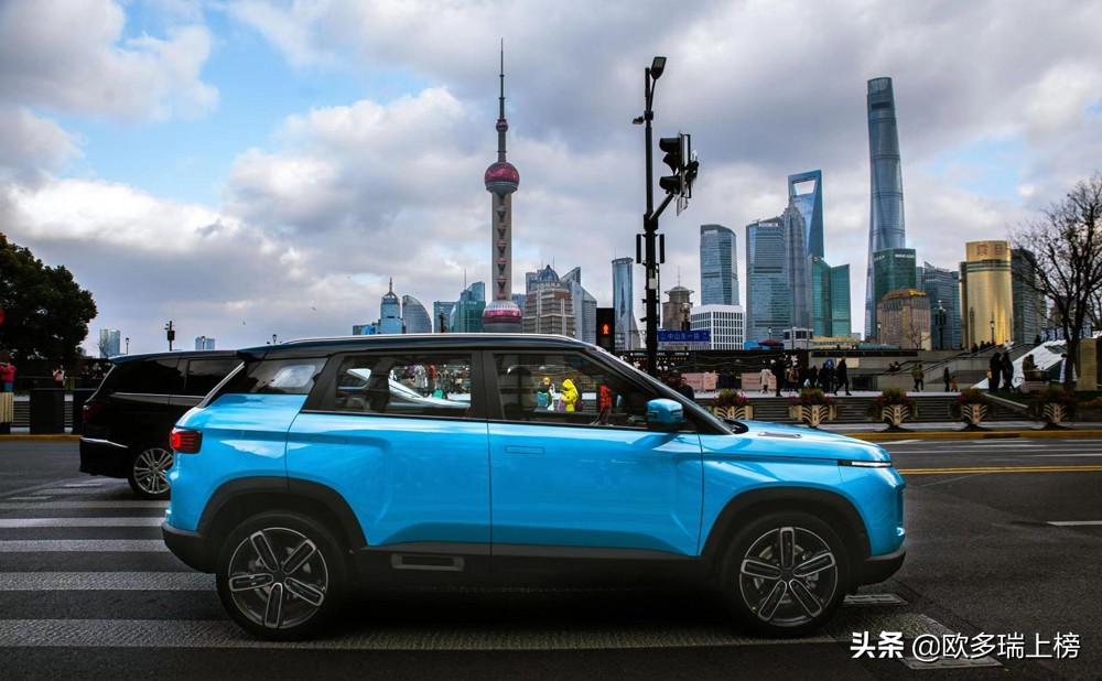 先享客喜提吉利icon跨年，标准版2月14日公布价格