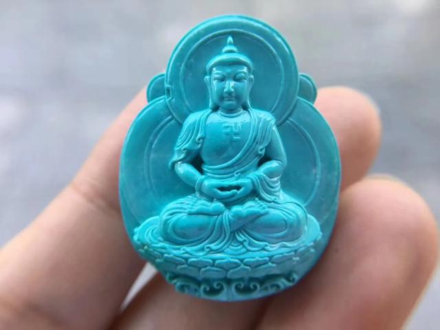 绿松石是中国四大名玉之一,真正的绿松石价格多少一克