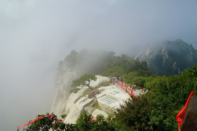 长空栈道登华山,惊心动魄登华山