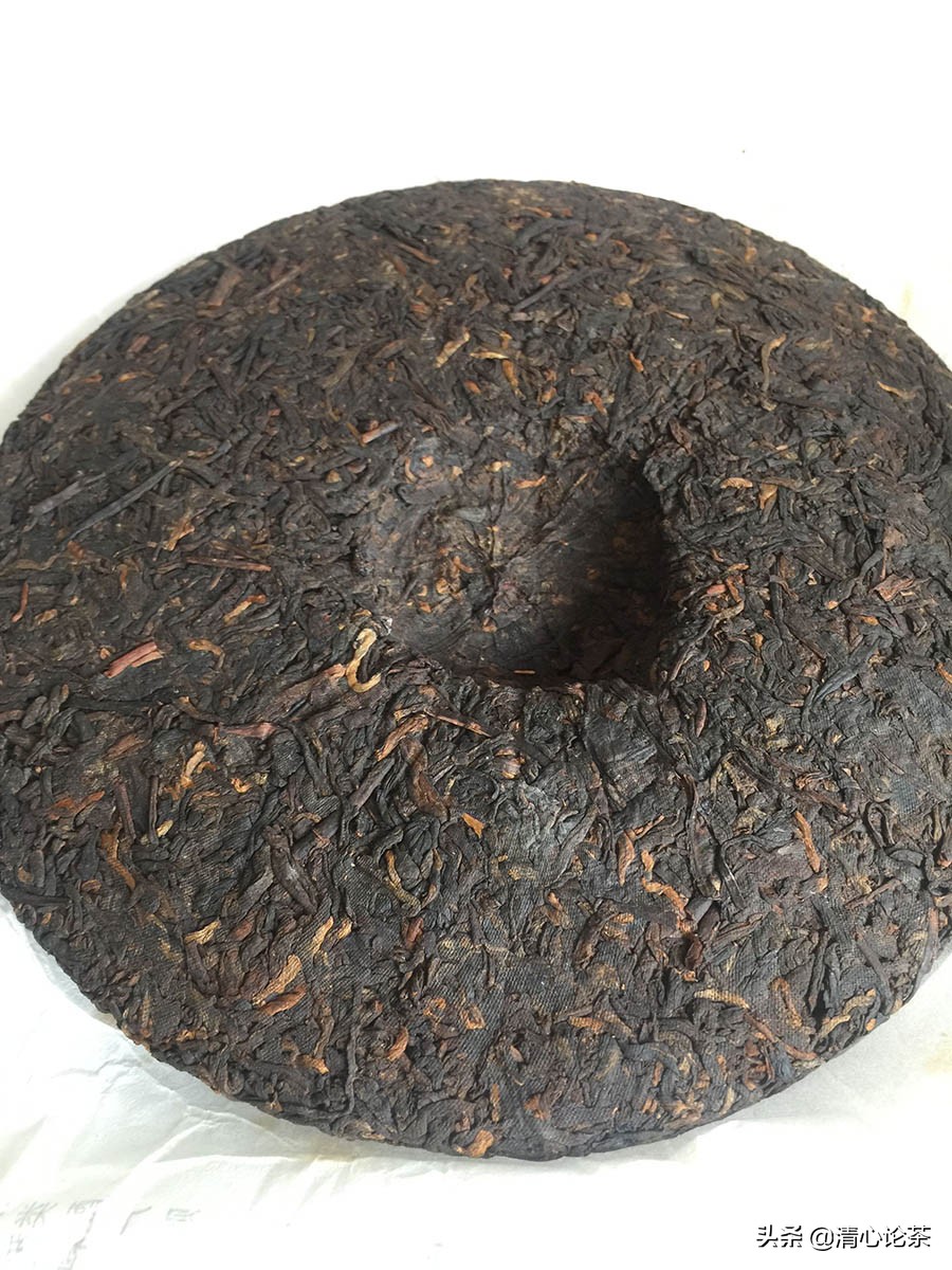 熟茶有霉点,买普洱茶最怕什么