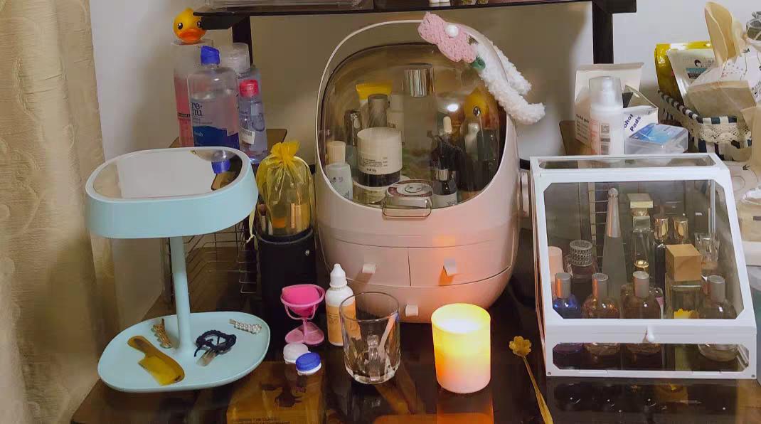 租房东西太多怎么收纳妙招,租房没有衣柜收纳整理技巧