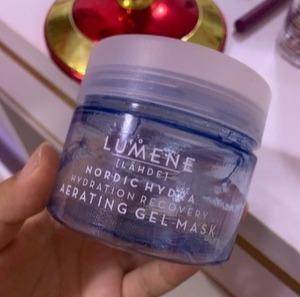 不畏秋老虎，通过保湿就能复活你的小脸蛋