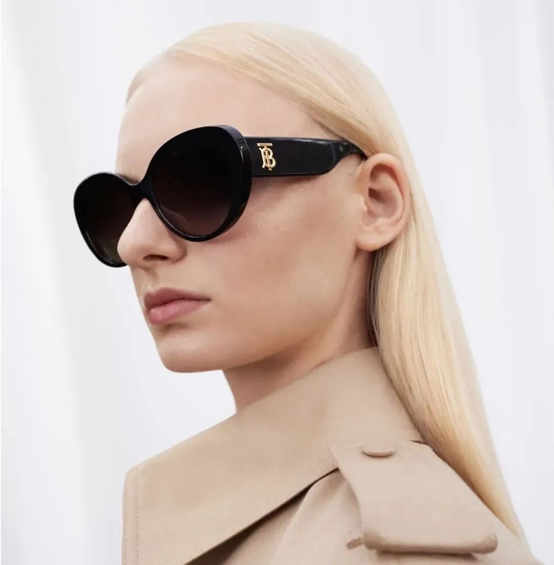 burberry秋冬新款,burberry秋冬最新款