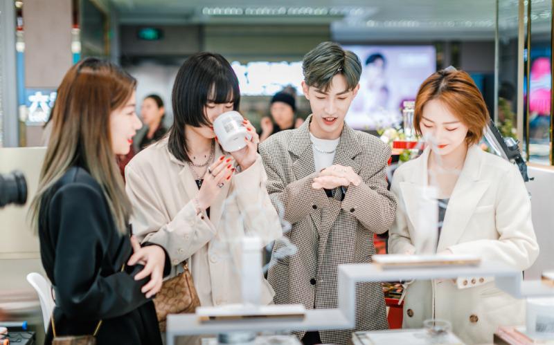 ElizabethArden伊丽莎白雅顿湖南首店进驻五一商圈