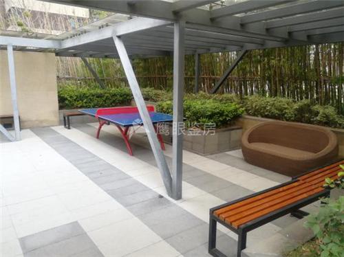 良乡万科物业,万科物业和配套设施