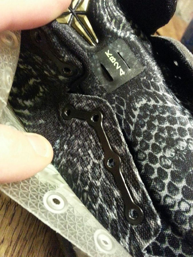 nba球员圣诞节穿什么鞋,nba球星平时穿什么鞋