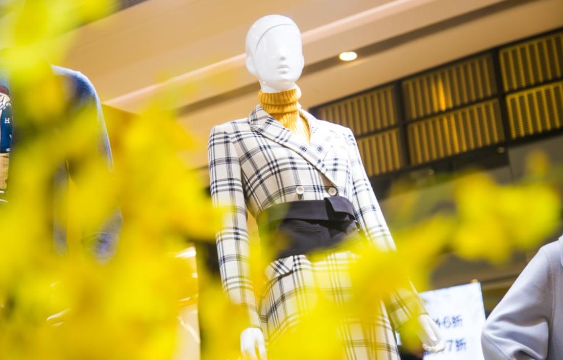 滨江天街平价衣服店,滨江龙湖天街服装