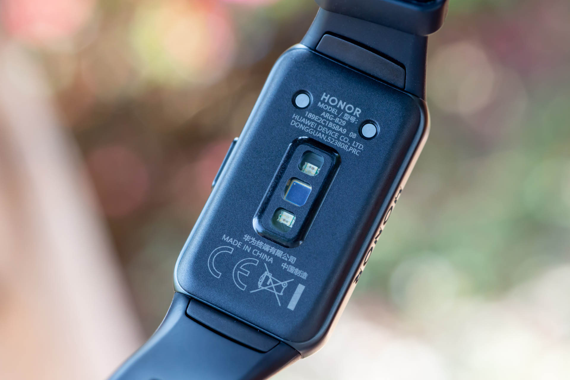 荣耀手环6为什么时间自动重置,荣耀手环6跑步中断