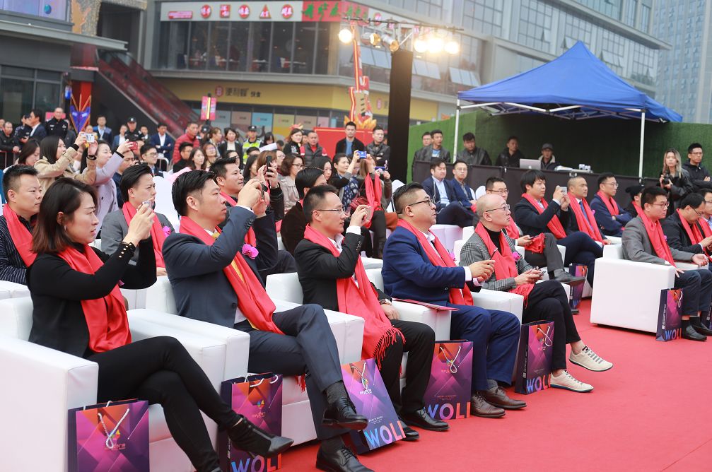 杭州复地活力广场公寓,武汉复地活力广场开幕