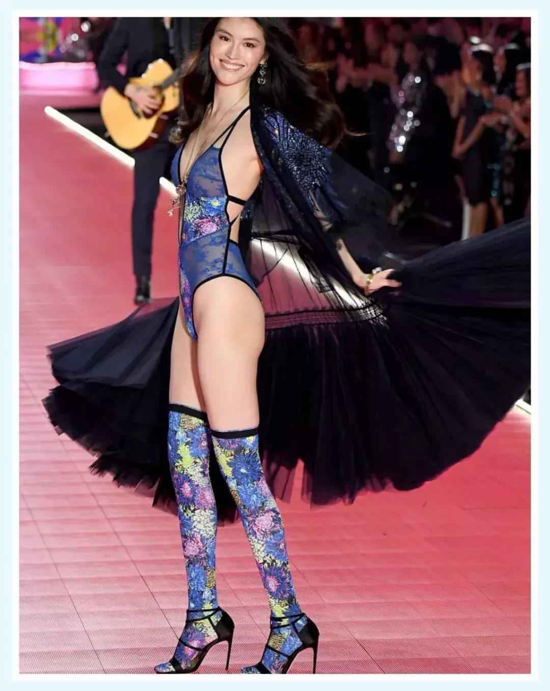 国际顶级超模穿搭,时尚高级穿搭超模