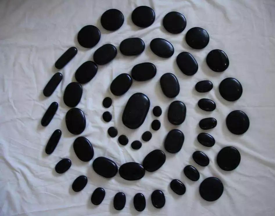 佩戴“风水石”3个月流鼻血，究竟治病还是致病？