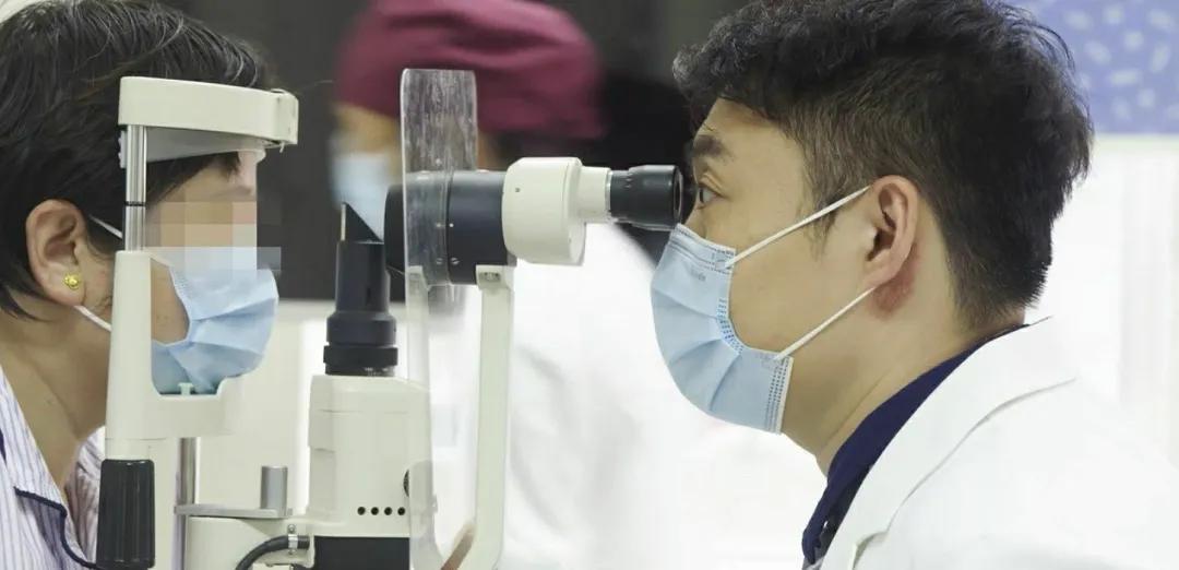 面对生死医生从患者那里学到更多｜医师节策划