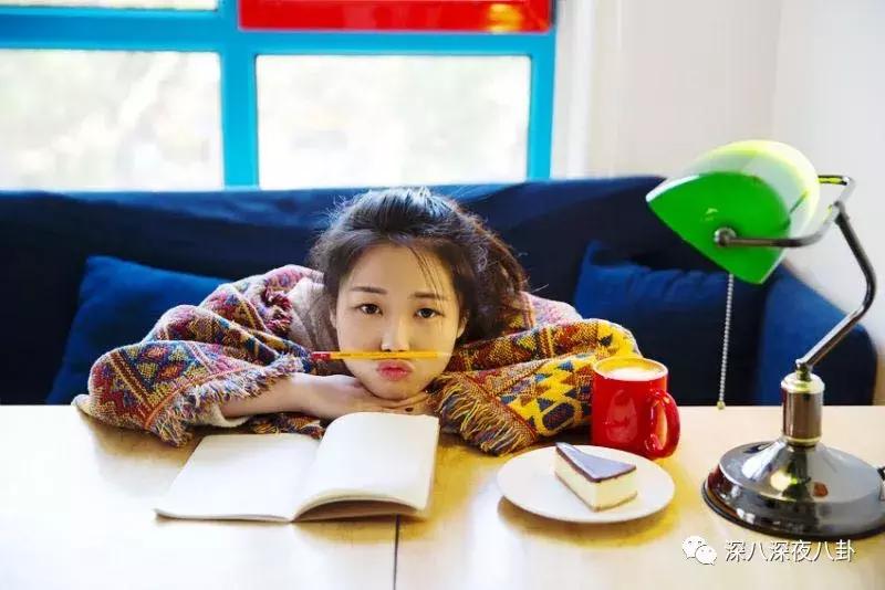 花粥根本不会唱歌,花粥歌曲只不过是