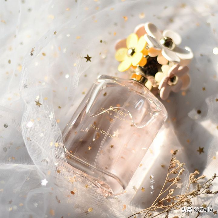 香香女孩惹人爱！盘点适合十八九岁女孩子的香水