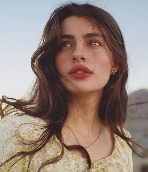 跟着欧阳娜娜拍校服写真,虞书欣欧阳娜娜赵露思鞠婧祎白鹿