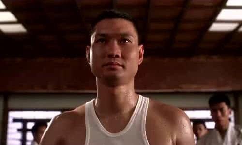 拳王周比利和吴京,太极宗师周比利踢飞吴京视频