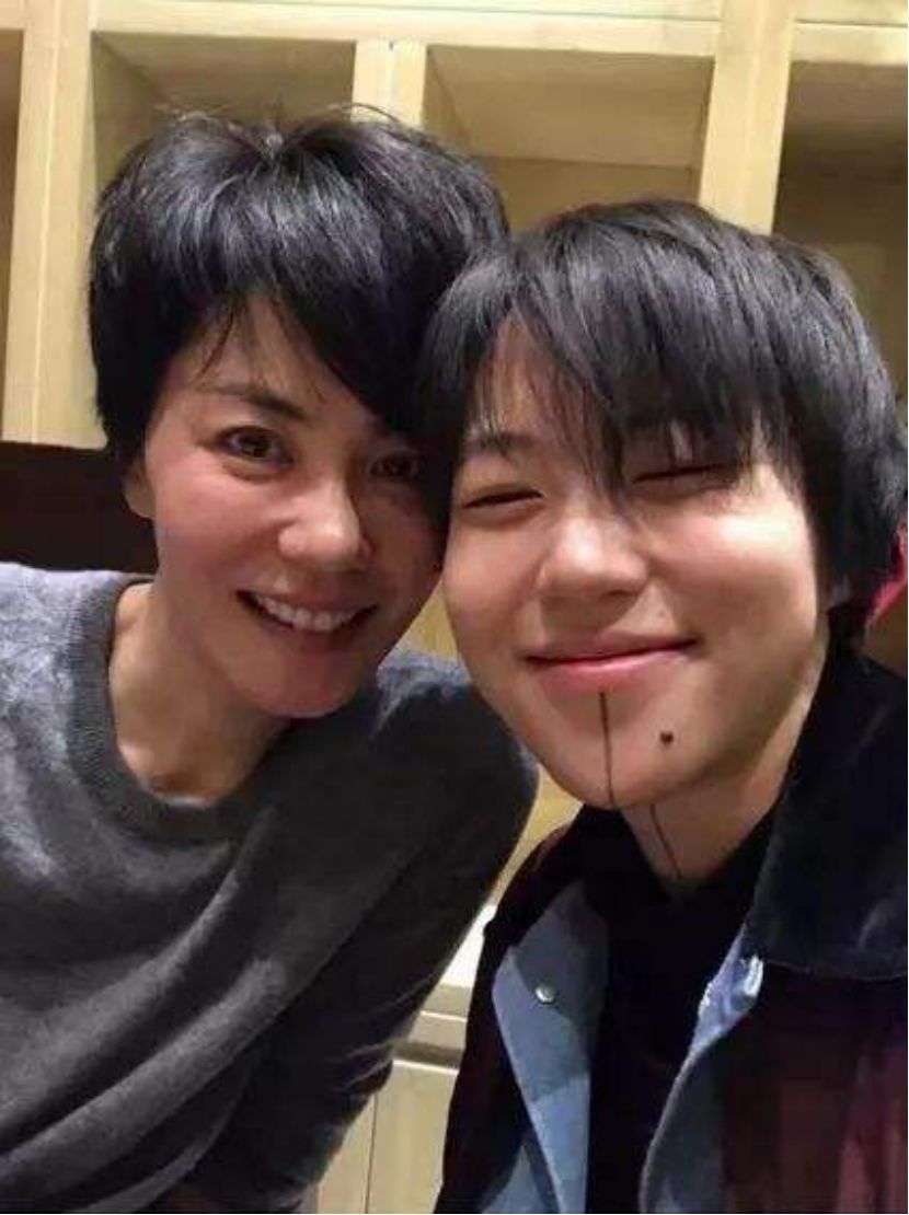 当王菲开始蹦迪,艾小羊谈姚晨完整版