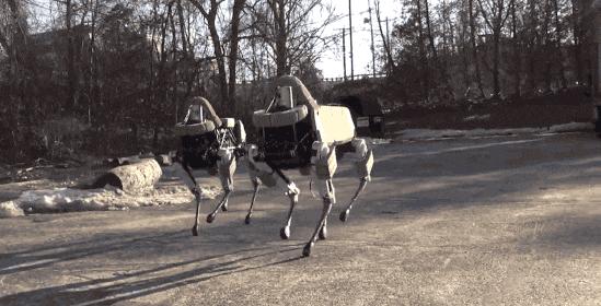 人工智能机器人觉醒对人类的威胁,人工智能机器人真的会取代人类吗