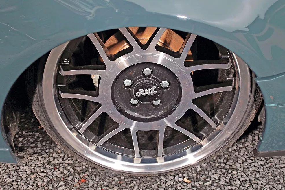 名鞋恒久远经典,经典永流传美丽恒久远