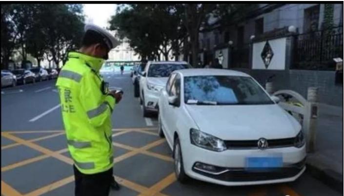 交警提醒这5种标线请铭记于心,马路上这几种标线代表啥意思