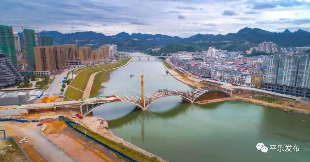 岁月静好只因我们负重前行,岁月静好我们负重前行