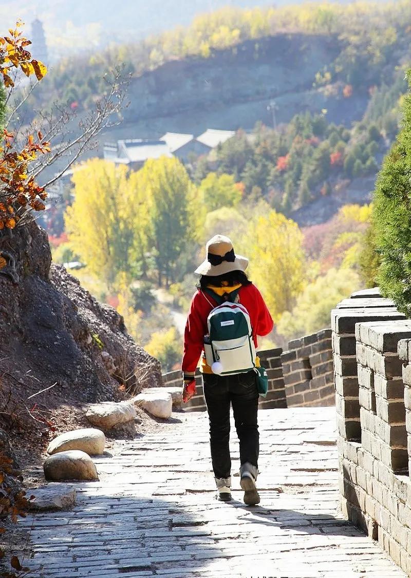 古北水镇游览路线,从古北水镇爬司马台