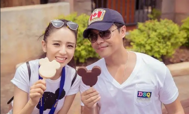 佟丽娅陈思诚520官宣离婚：当年陈思诚“双飞门”劲爆依旧