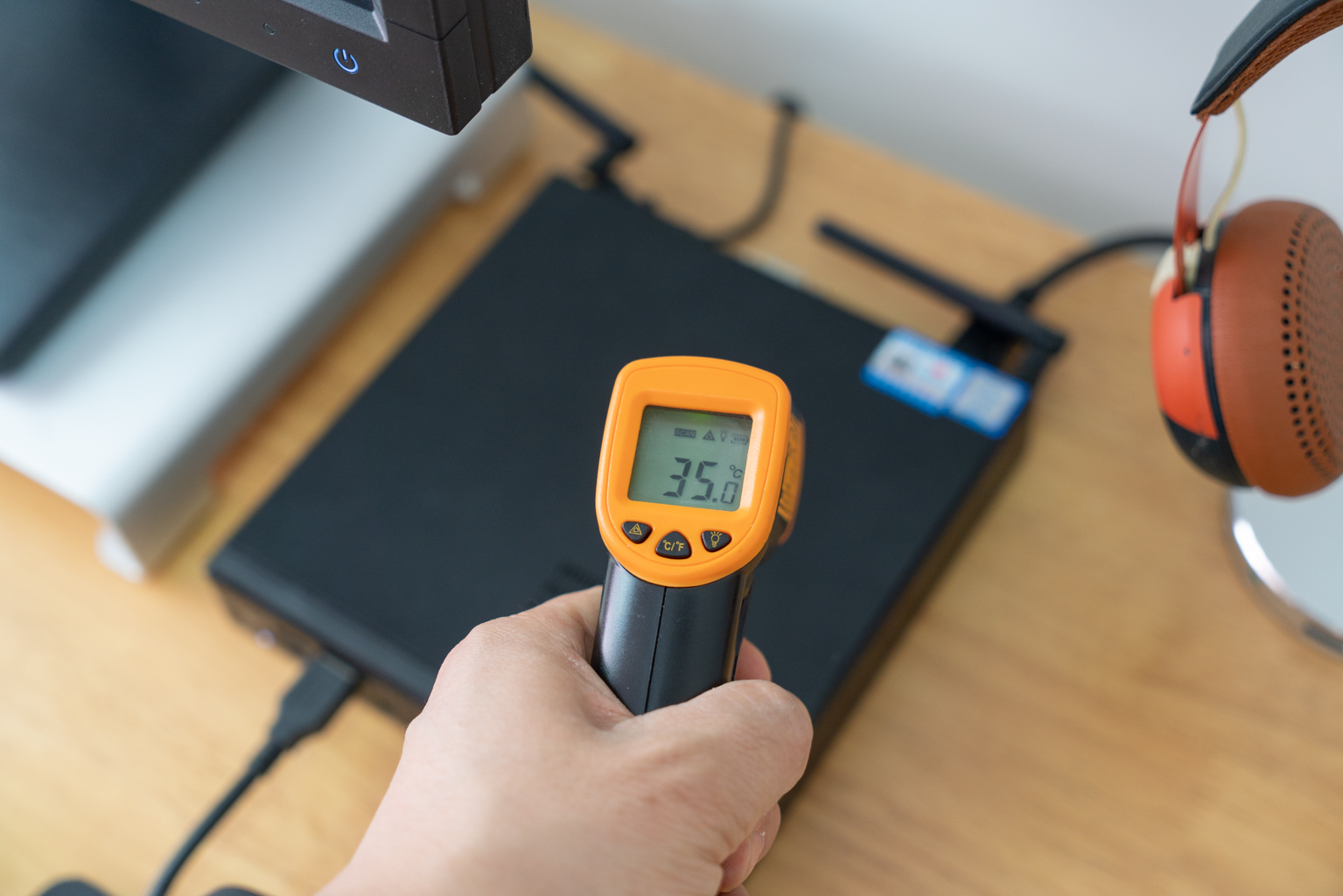 主打烧友极客的企业级超级mini台式机，极夜T80M测评！