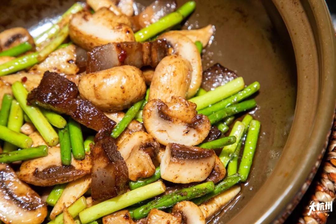 在杭州遇见紫禁城!宫灯前祈福、畅音阁迎新!来这里过故宫中国节