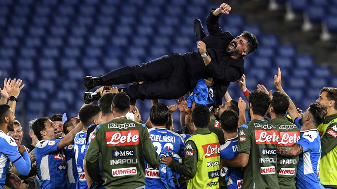 萨里带领那不勒斯拿冠军了么,那不勒斯夺冠怎么换教练了