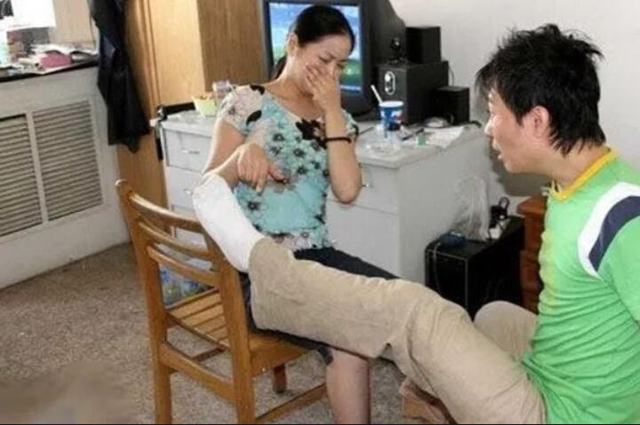 在日本必须脱鞋吗,为什么日本进屋要脱鞋穿袜