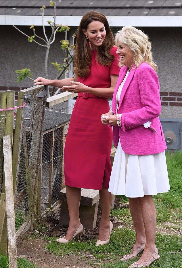 娉曞浗鎬荤粺澶汉甯冧附鍚夌壒绌挎惌,娉曞浗澶汉甯冧附鍚夌壒绌挎惌澶ц。