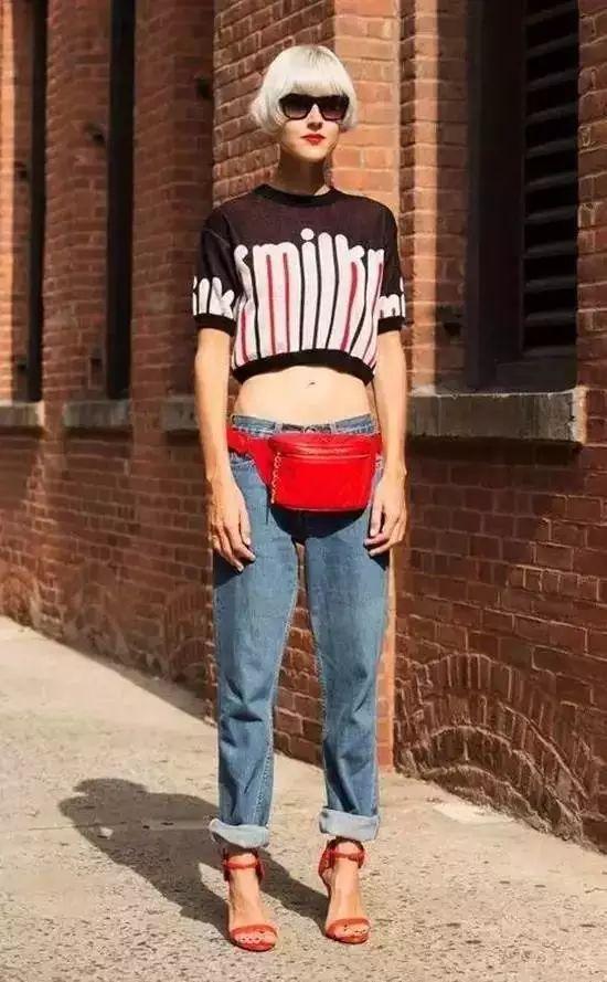 又一件“土味”单品回潮了,腰包竟成了时尚圈的新宠儿